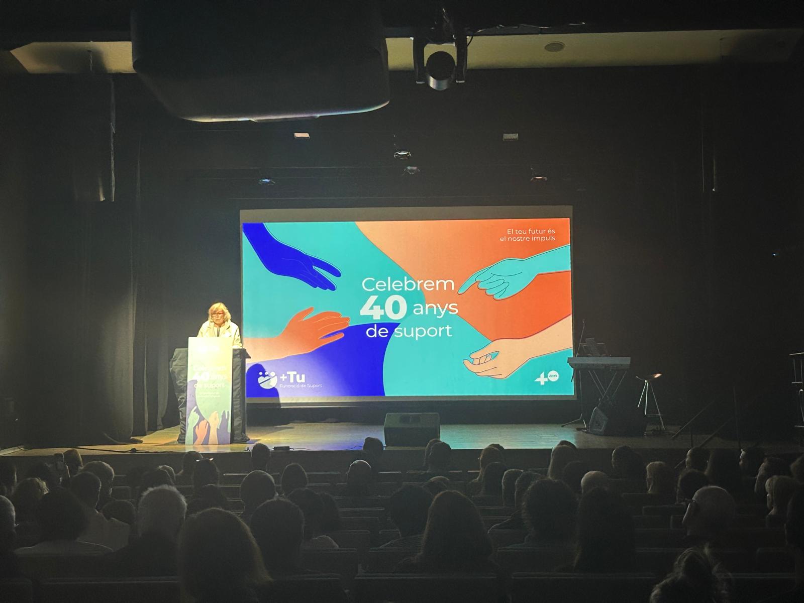 +Tú celebra sus 40 años